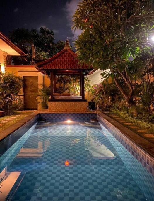 Villa Danielle Seminyak  Bagian luar foto