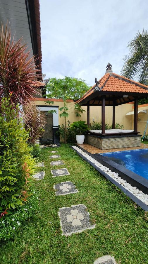 Villa Danielle Seminyak  Bagian luar foto