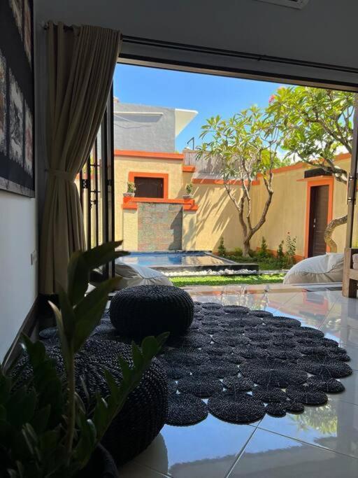 Villa Danielle Seminyak  Bagian luar foto